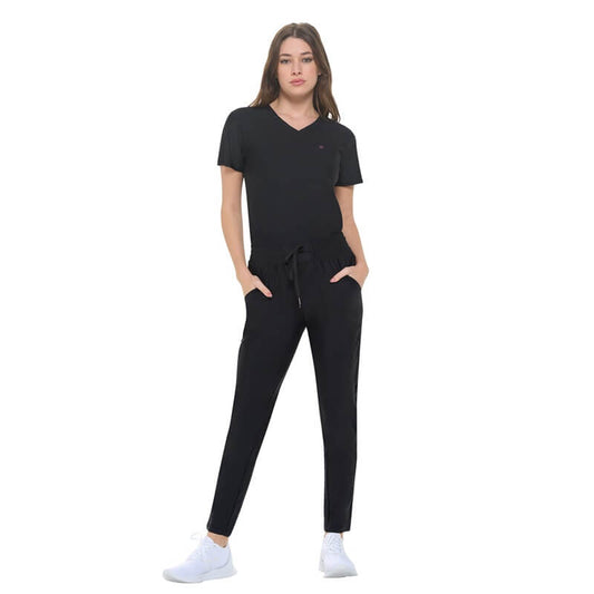 8600 WOMEN’S ULTRA STRETCH FORM FITTING SCRUB SET